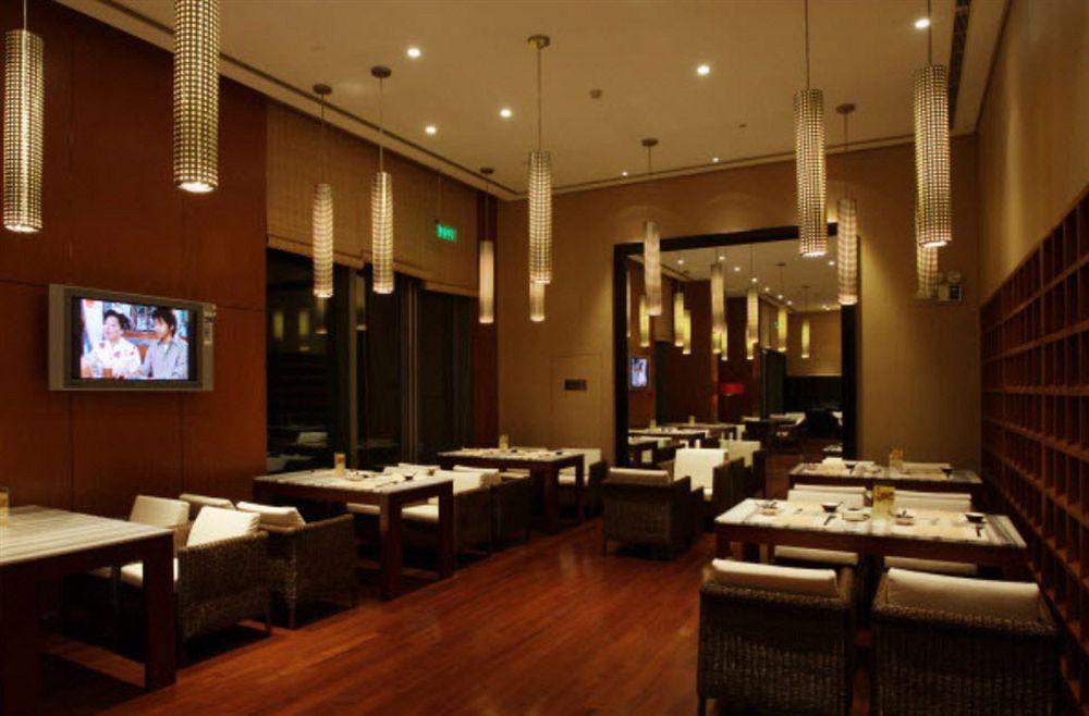 Howard Johnson Plaza Lingang Shanghai Nanhui ภายนอก รูปภาพ
