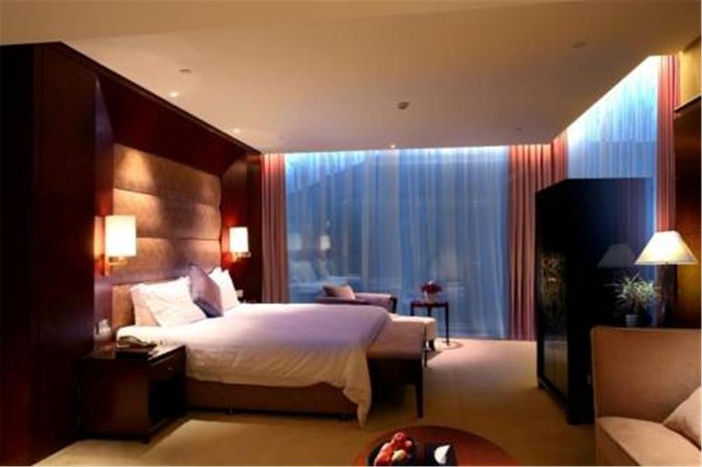 Howard Johnson Plaza Lingang Shanghai Nanhui ภายนอก รูปภาพ
