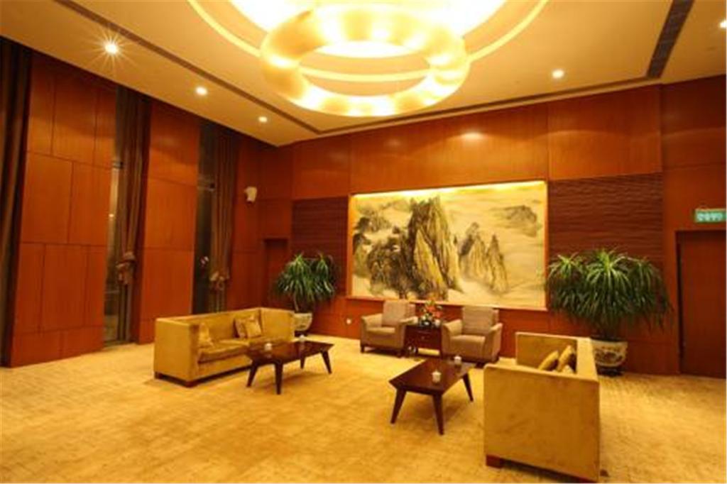 Howard Johnson Plaza Lingang Shanghai Nanhui ภายนอก รูปภาพ